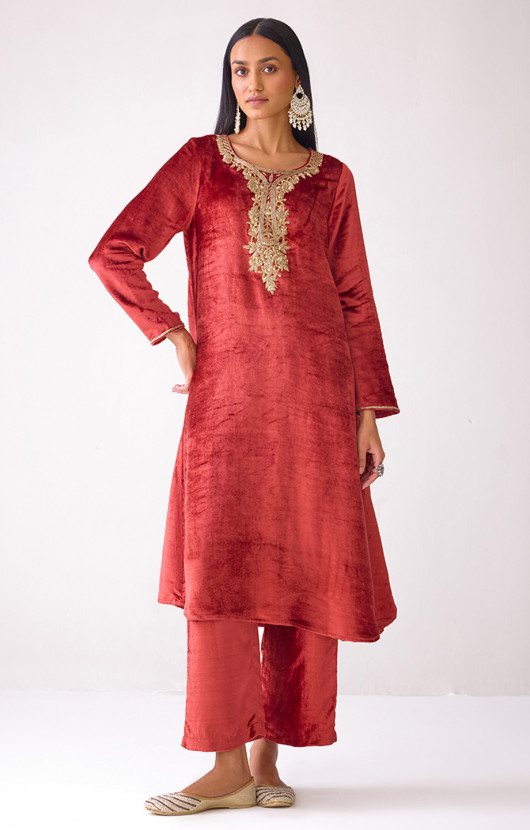 Nearby kurta shop best sale