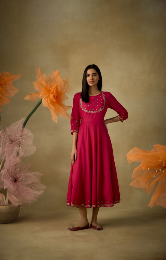 Blend of Quality and Standard Dress Collection Online