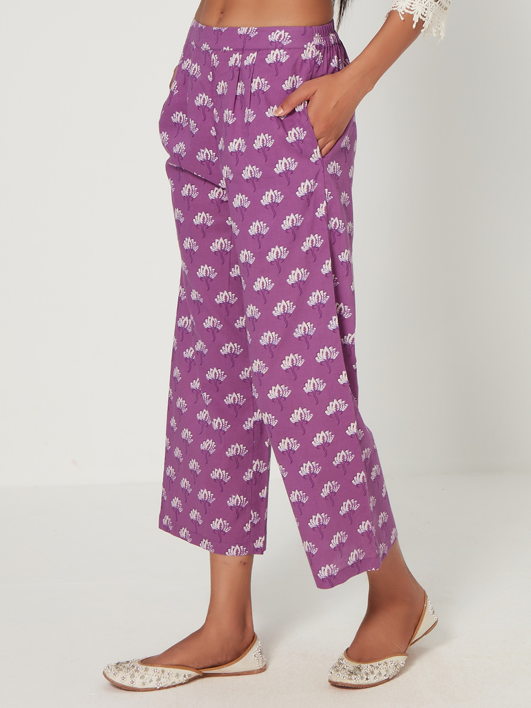 Lotus Print Straight Trousers